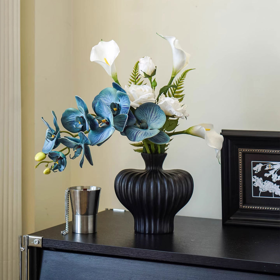 Elegant Ribbed Ceramic Vase