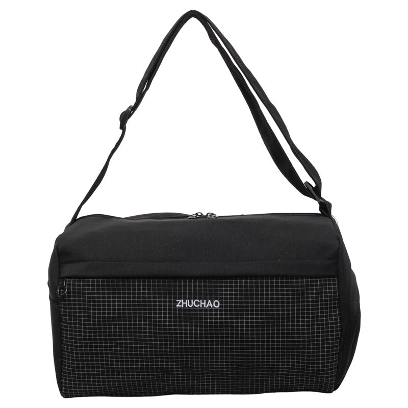 Sporty Travel Bag with Adjustable Shoulder Strap Stornfield