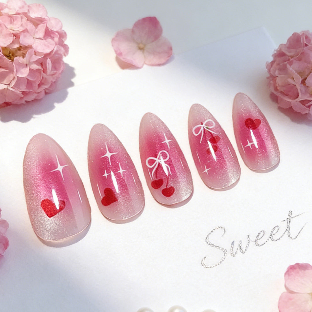 Heart-Themed Gradient Press-On Nail Art