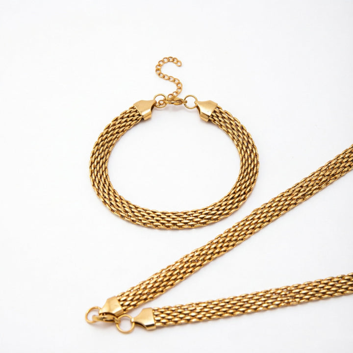 Elegant Textured Statement Jewelry Set Stornfield
