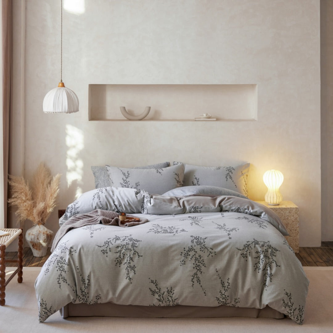 Luxurious cotton satin bedding set with fine jacquard pattern