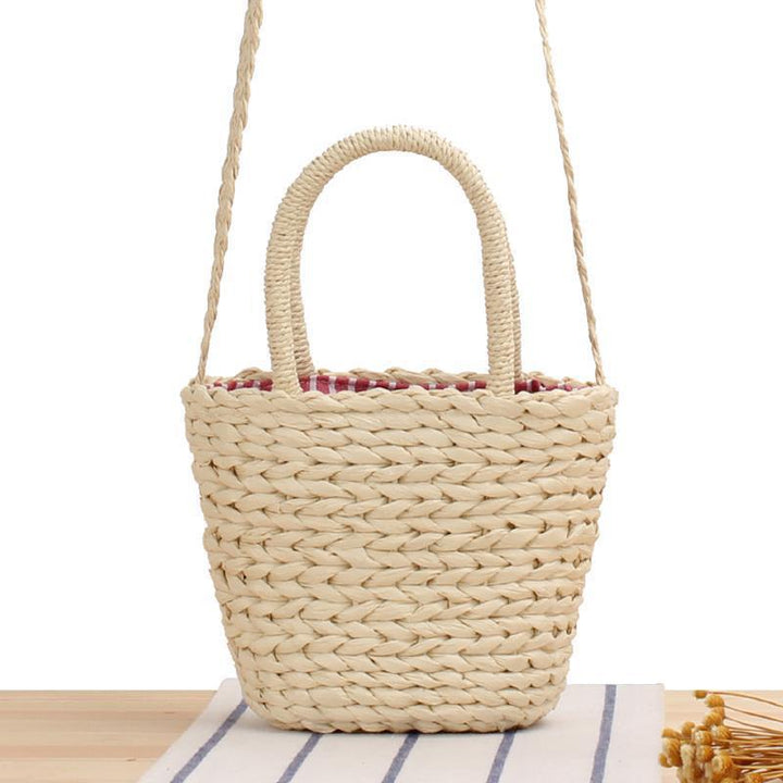 Shoulder bag made of braided natural material Stornfield