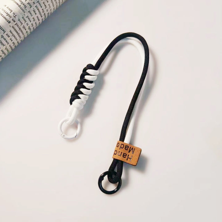 Multifunctional Paracord Accessory Strap Stornfield