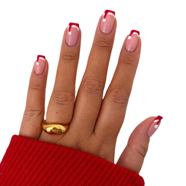 Artistic Winter-Themed Nail Art Stornfield