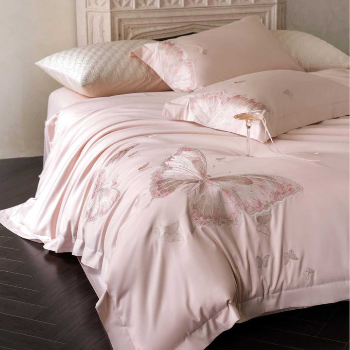 Embroidered cotton satin bedding set with blue butterfly motif