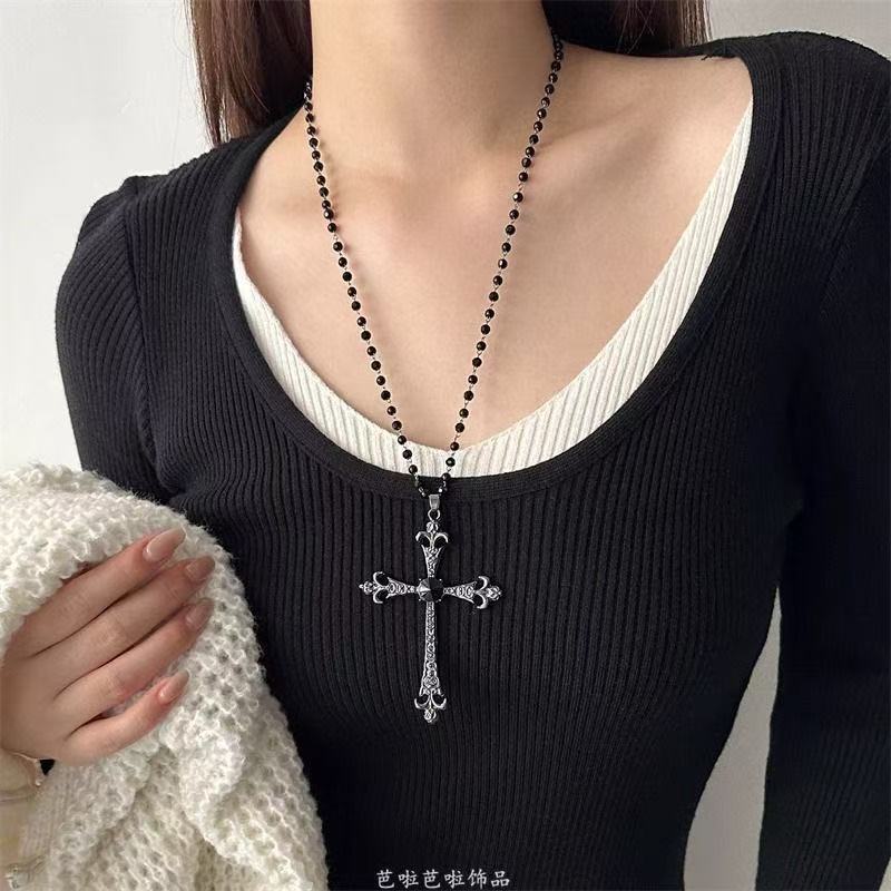 Decorative Cross Pendant Necklace Stornfield