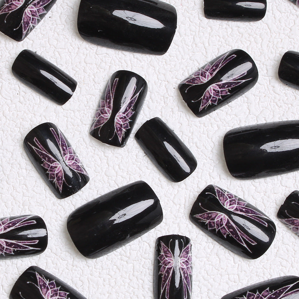 Artistic Press-On Nail Design Stornfield