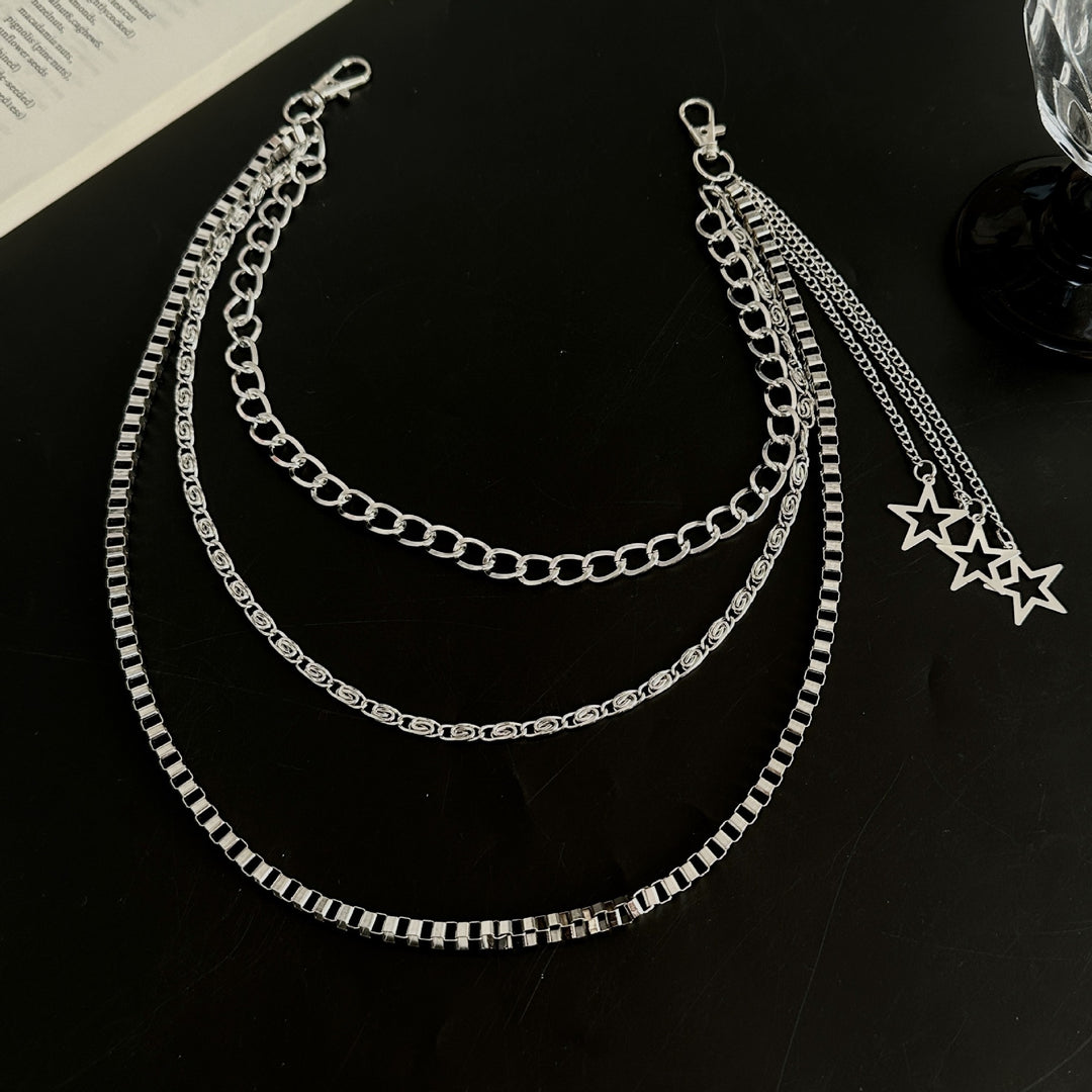 Fashionable chain belt with star pendants Stornfield