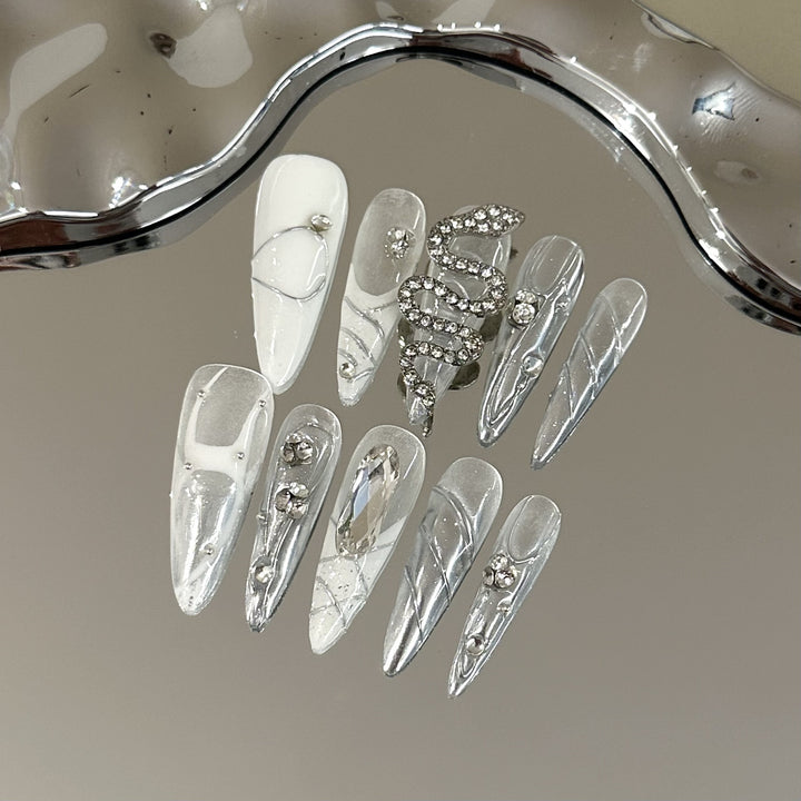 Glamorous Themed Press-On Nail Set