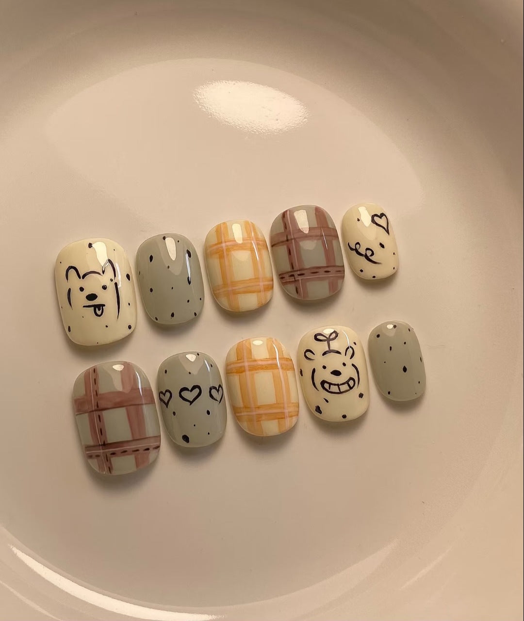 Whimsical Character-Themed Press-On Nail Art Set