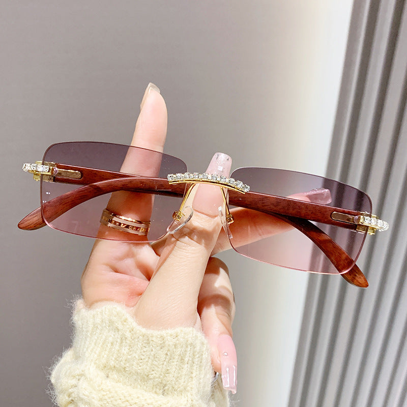 Women's elegant sunglasses with unique frame Stornfield