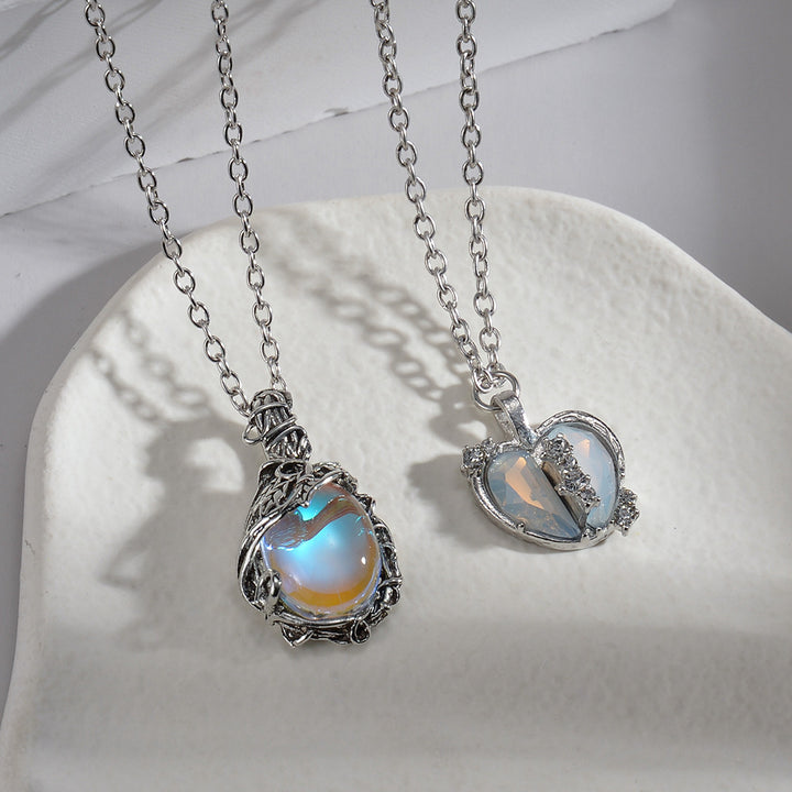 Heart pendant necklace with sparkling accents Stornfield