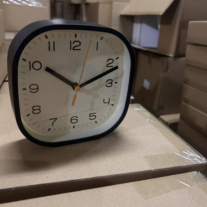 Table clock in modern and minimalist design Stornfield