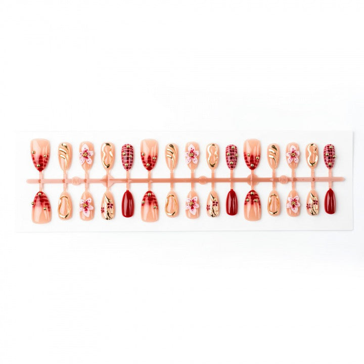 Decoratively Designed False Nail Art
