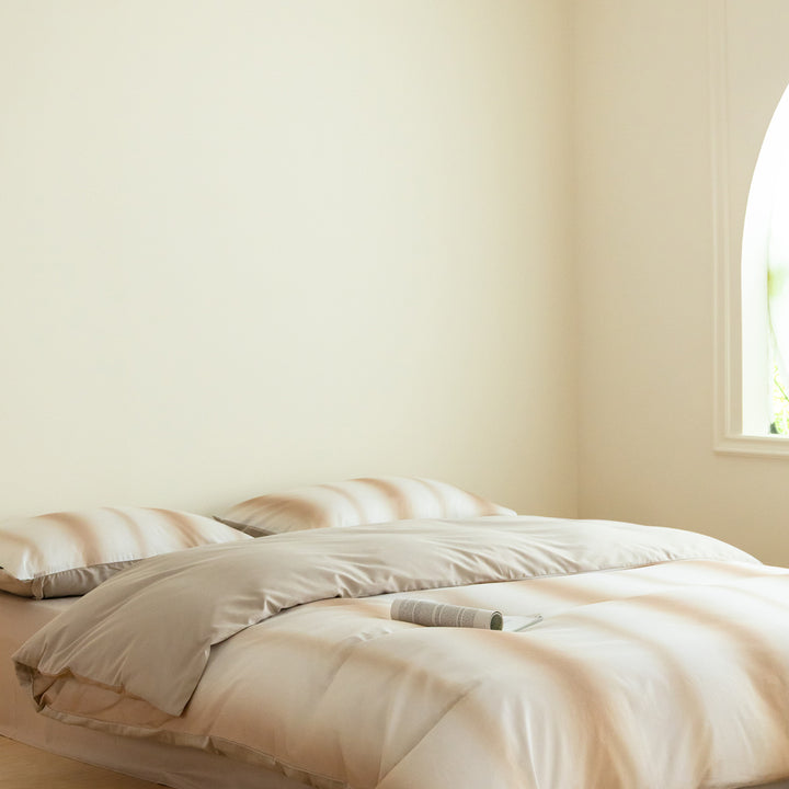 Soft-Sateen Breathable Duvet Cover Set with Hidden Zip and Corner Ties