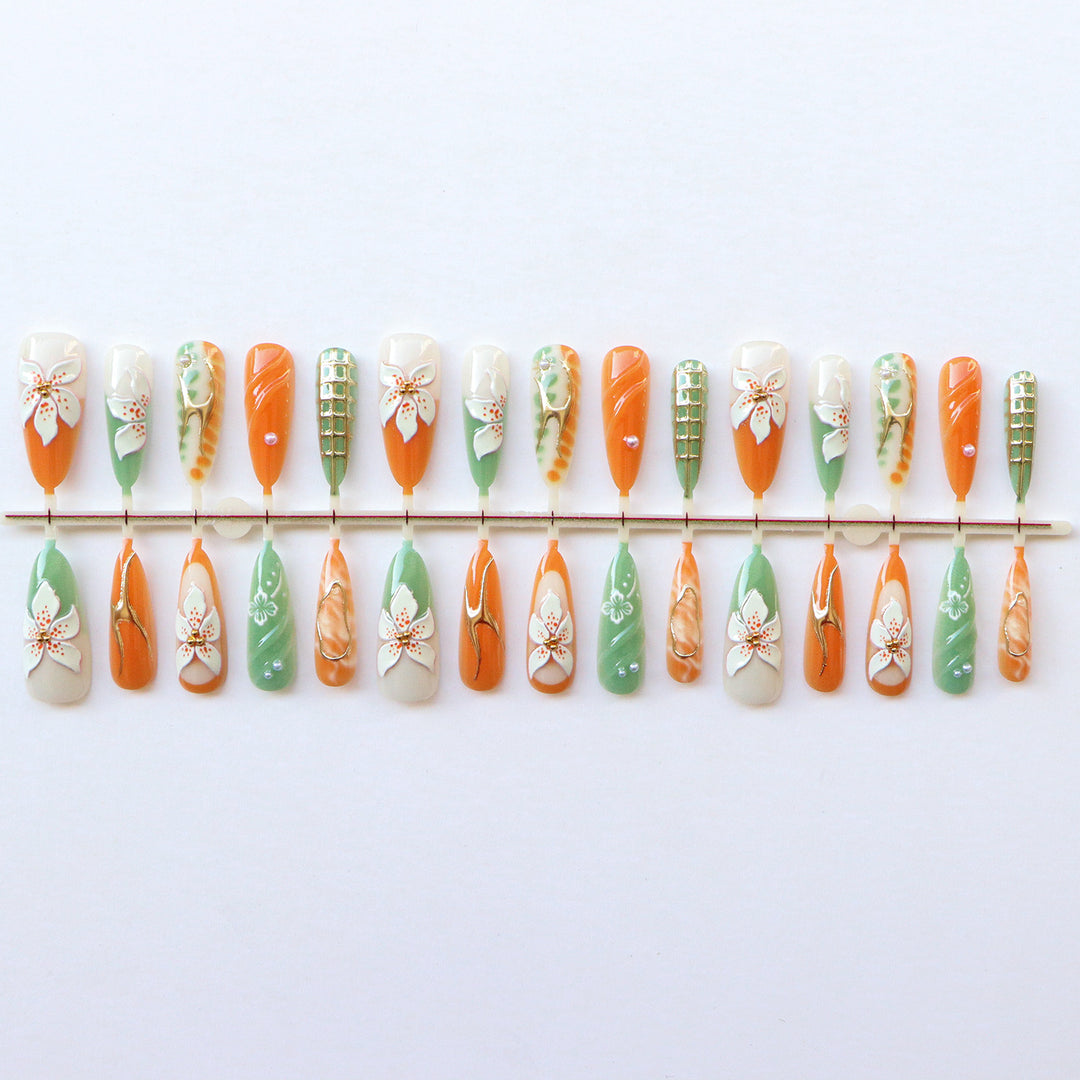 Floral Themed Decorative Press-On Nails