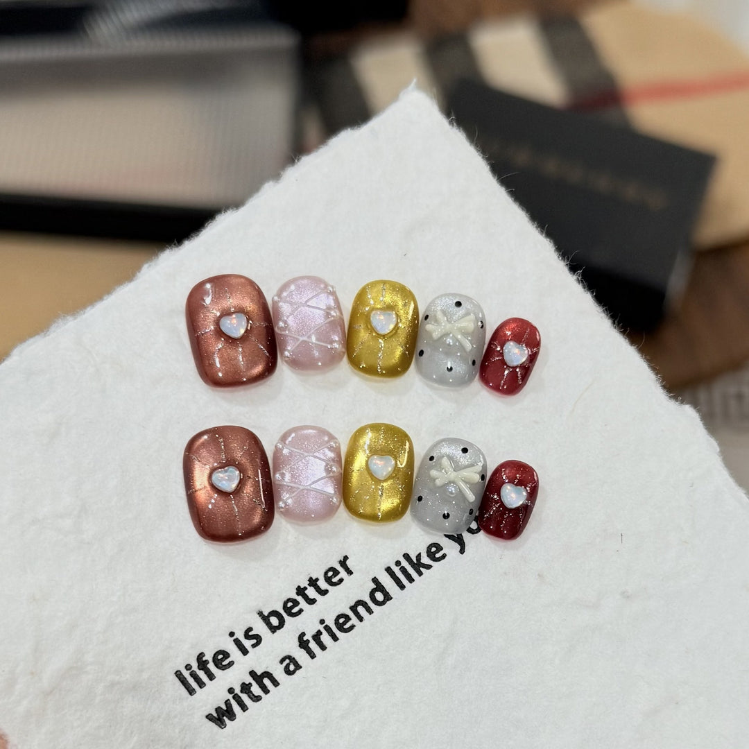 Decorative Heart-Embellished Press-On Nail Art Set