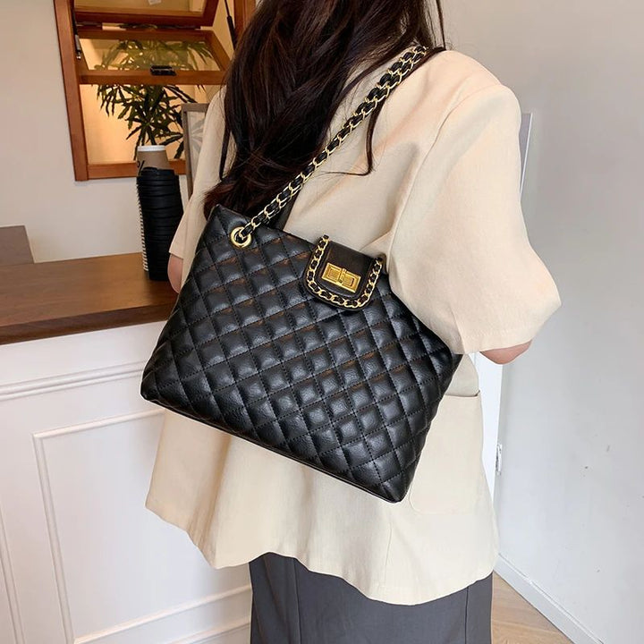 Quilted Elegance Handbag Stornfield