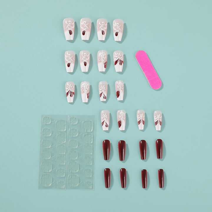 Artificial nails in elegant vintage design Stornfield