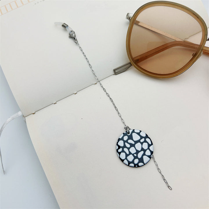 Heart-Designed Eyewear Chain Holder Stornfield