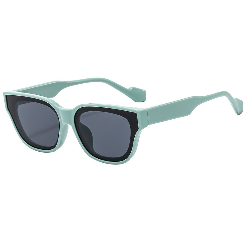 Ladies trendy Cat-Eye sunglasses in striking design Stornfield
