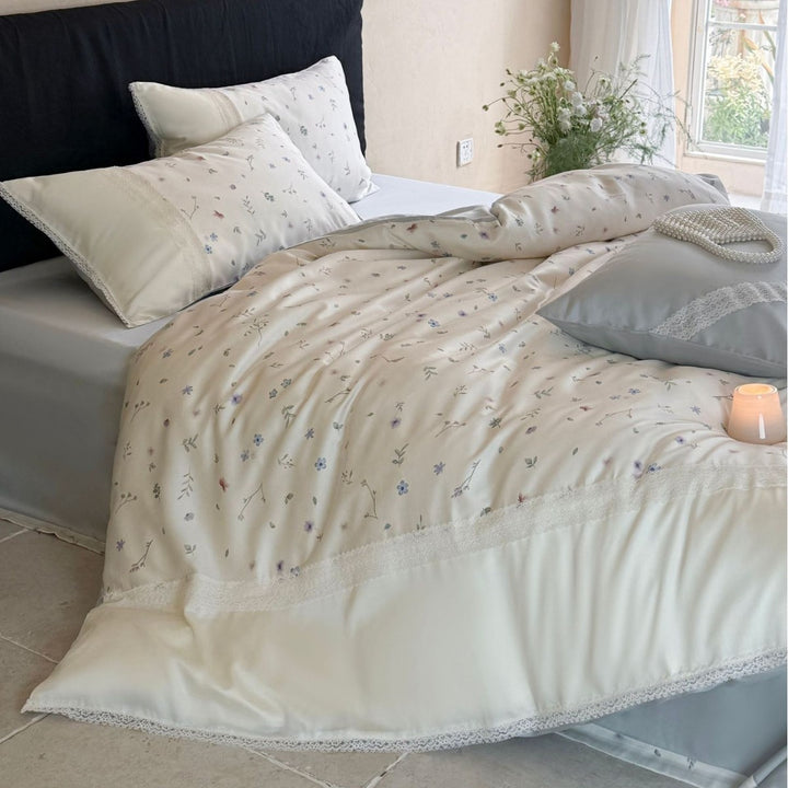 Finest cotton satin bedding set with delicate floral embroidery and lace border Stornfield