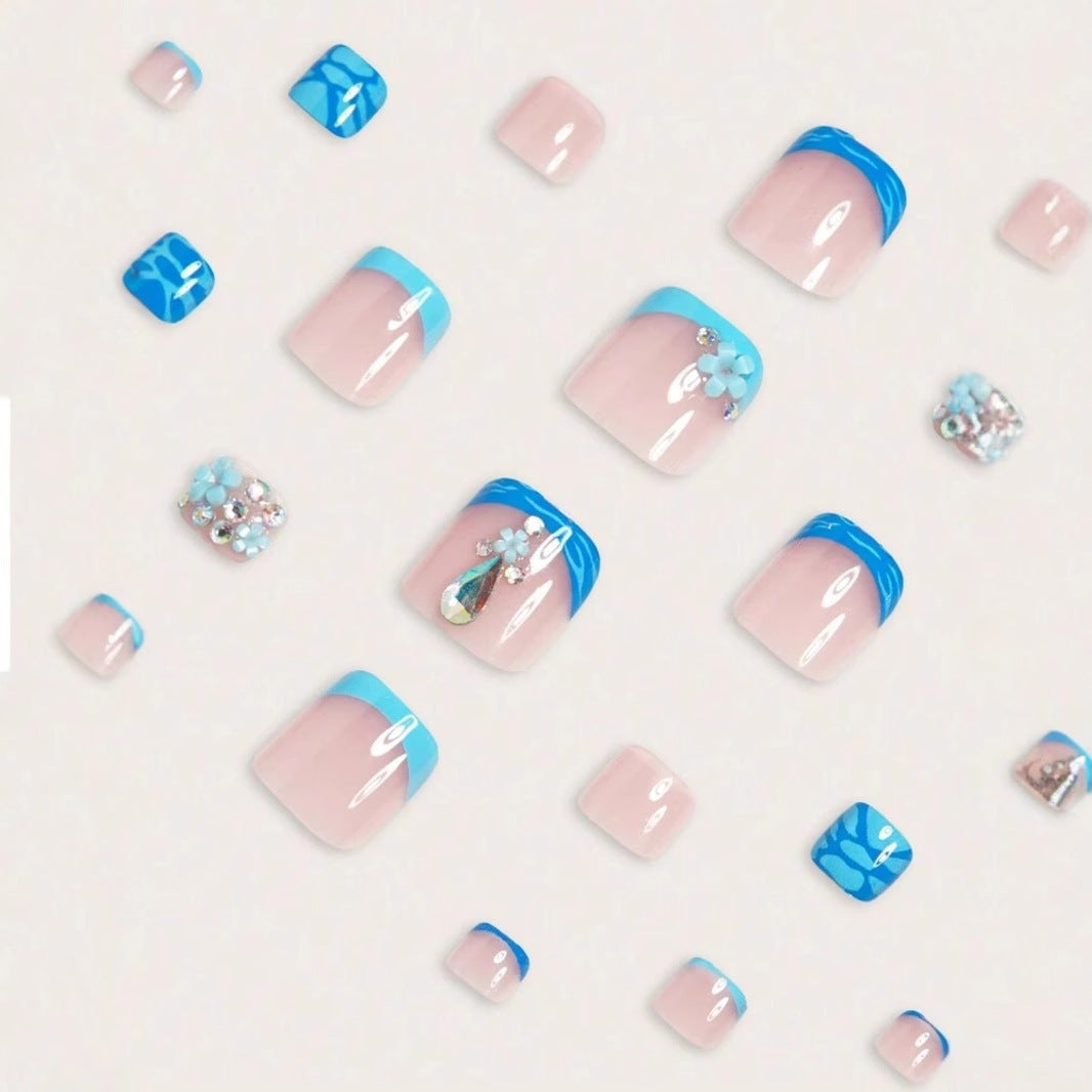 Nail art set with glamorous 3D decorations and elegant accents Stornfield
