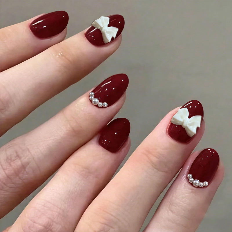 Elegant Artificial Nails Set with Decorative Accents Stornfield