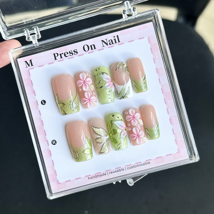 Handmade Floral Press-On Nail Art Set  1791773776