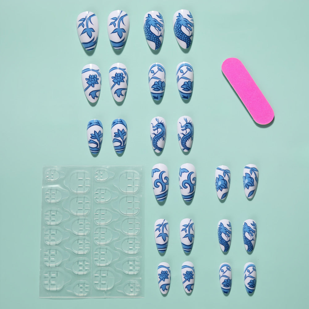 Artificial nails in floral and maritime design Stornfield