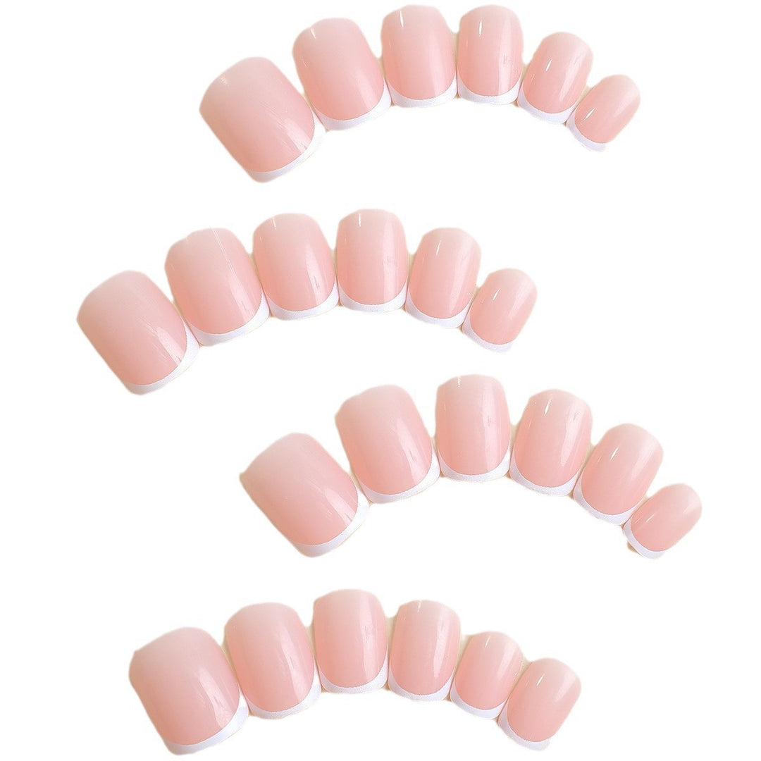 Luxury artificial nail set with sparkling crystal decorations Stornfield