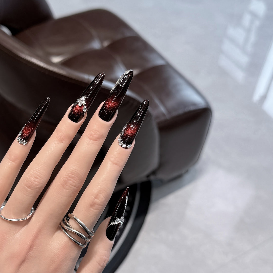 Glamorous Press-On Nails Stornfield