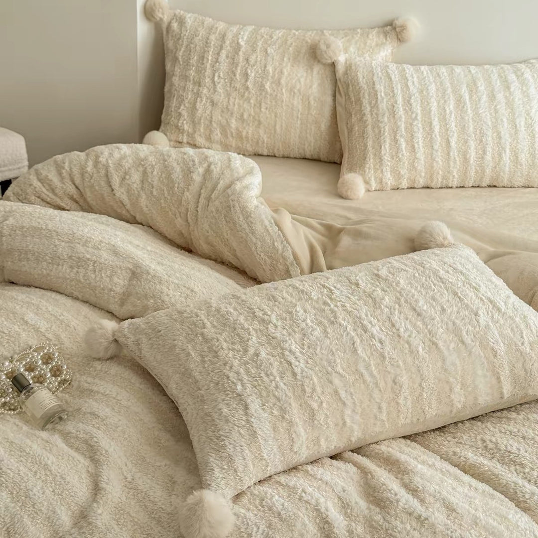Luxury Faux-Sherpa Pom-Pom Duvet Cover Set