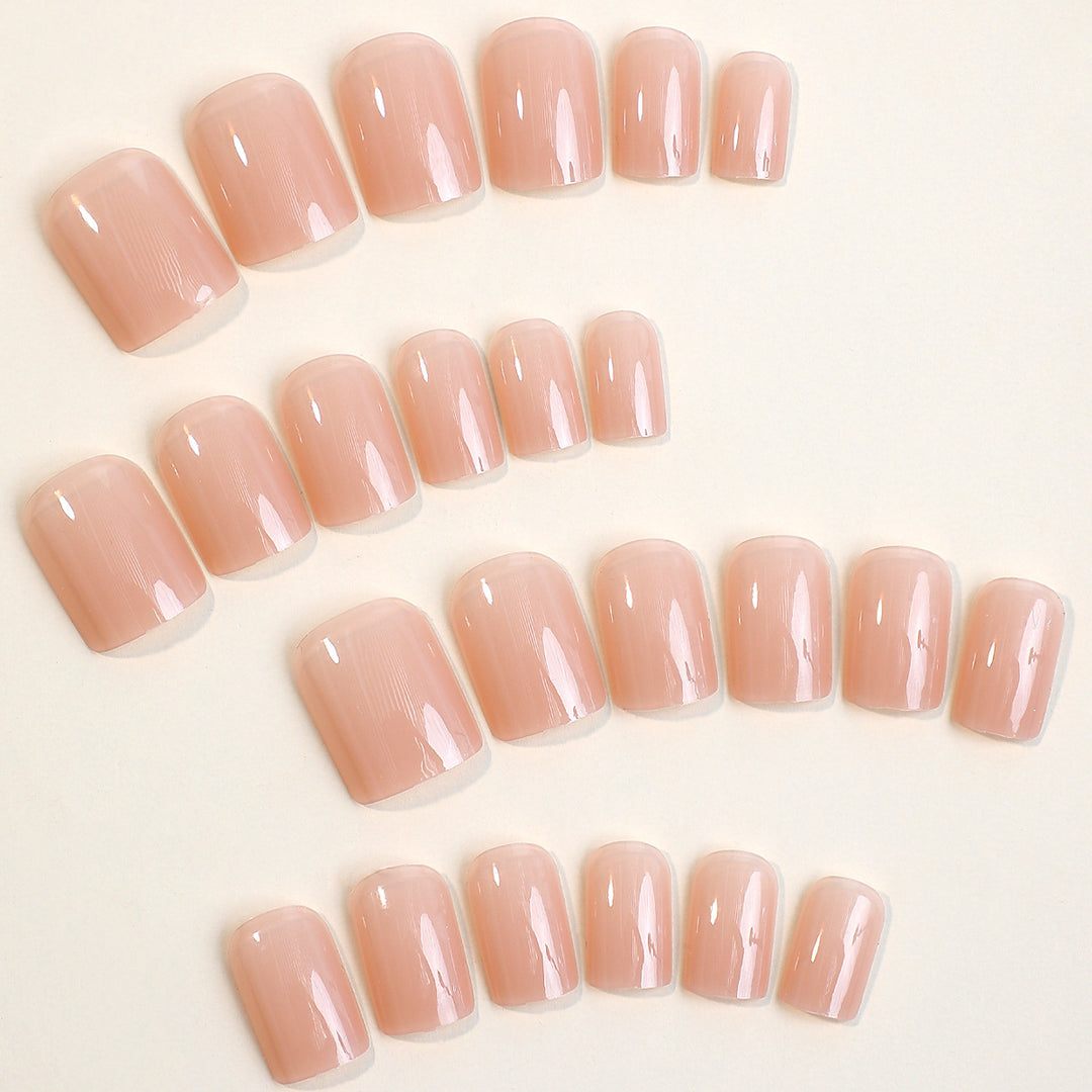High-quality artificial nails in a natural look Stornfield