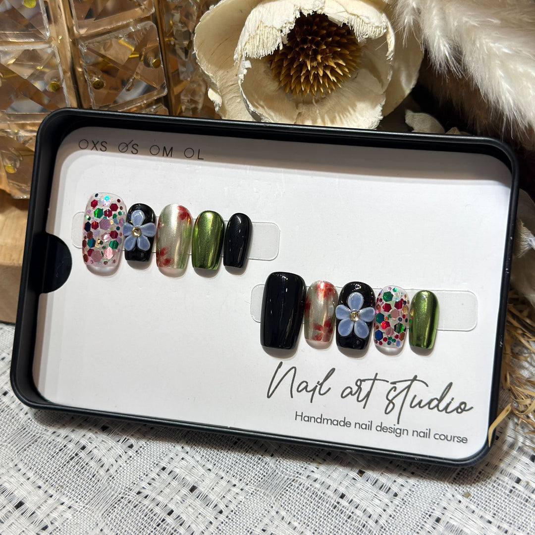 Artistic Floral-Inspired Press-On Nail Set Stornfield