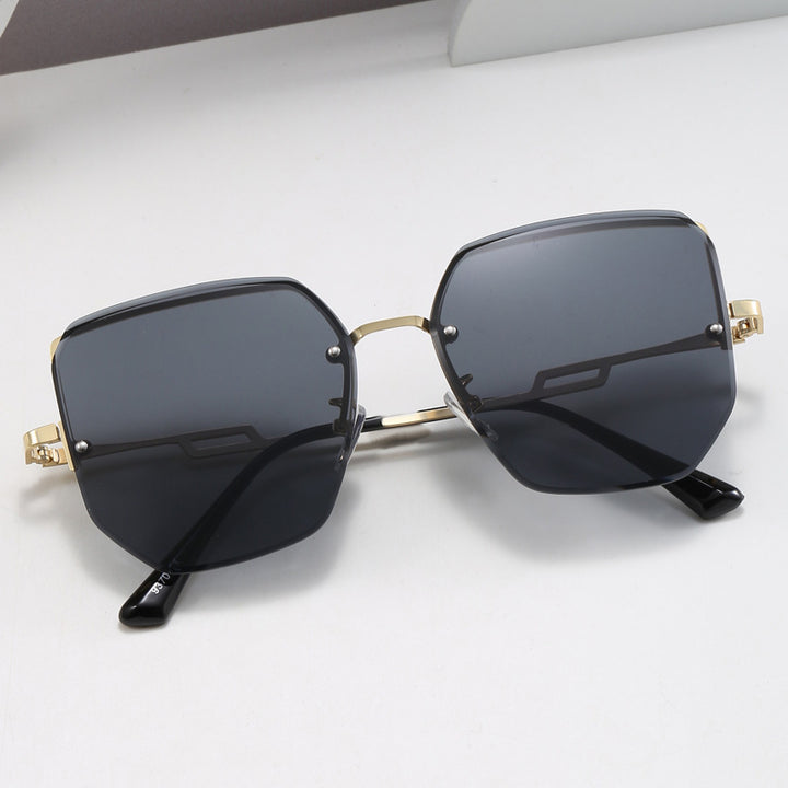 Women's geometric designer sunglasses with mirrored lenses Stornfield