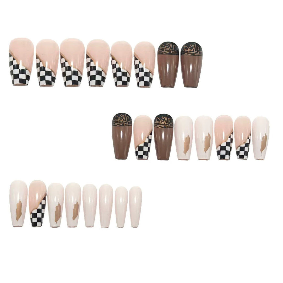 Artificial nails with modern geometric design Stornfield