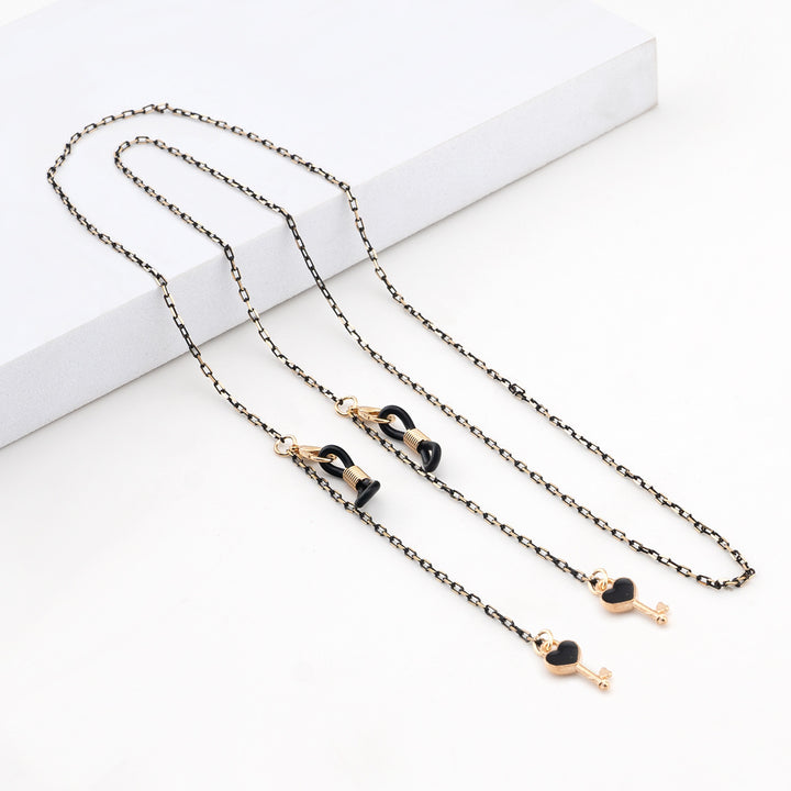 Elegant Geometric Glasses Chain Stornfield