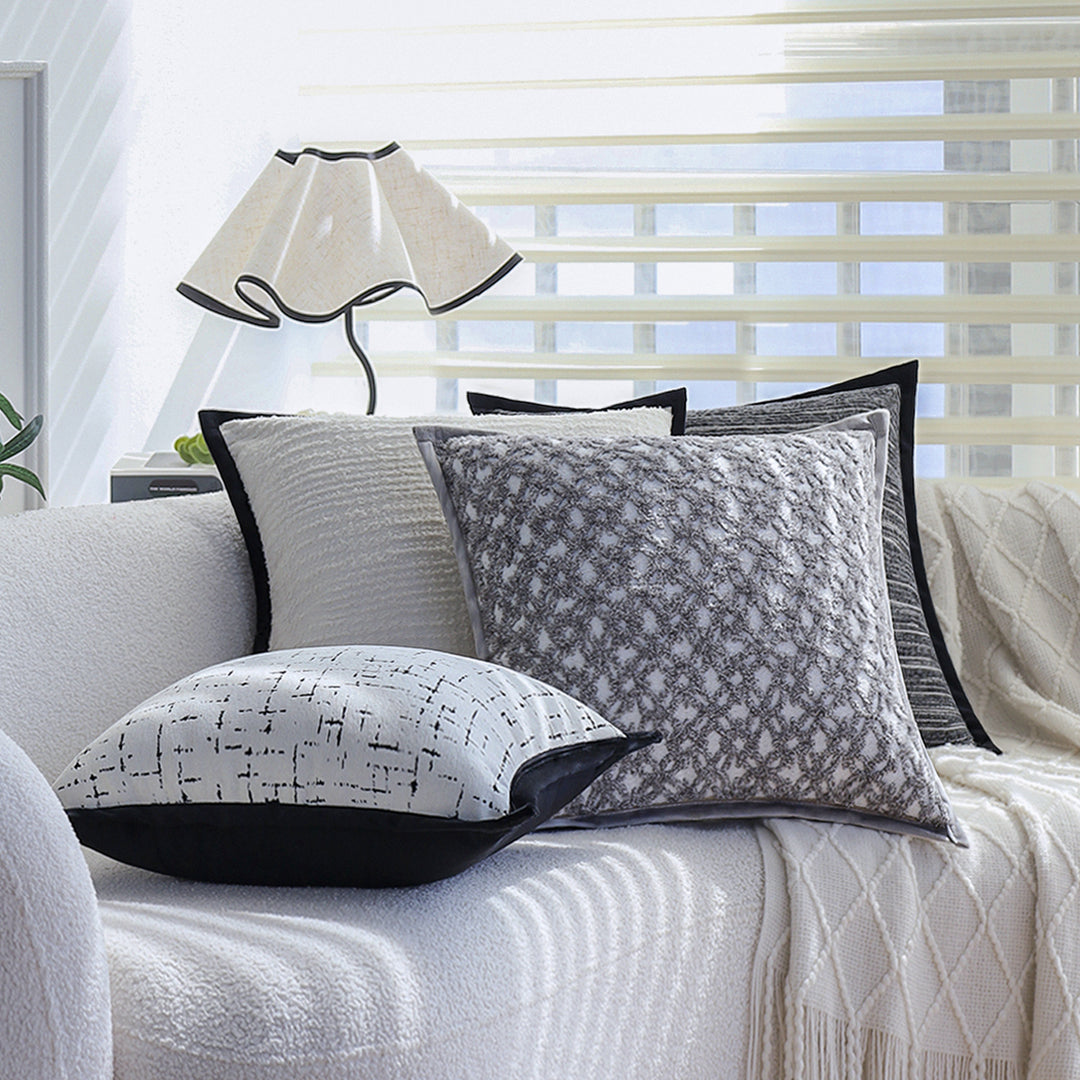 Decorative cushion with modern line pattern