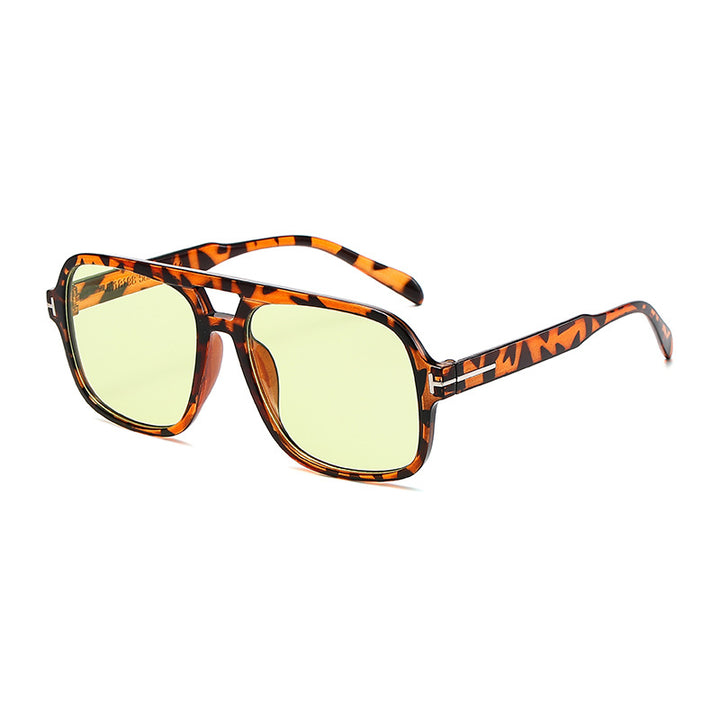 Ladies fashionable square sunglasses with sturdy frame Stornfield