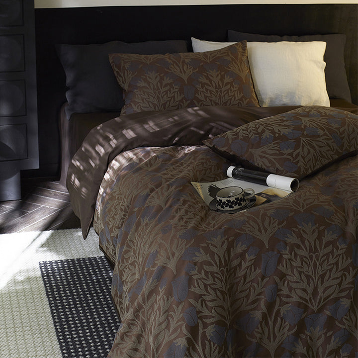Damask Jacquard Silky-Feel Duvet Cover and Pillow Sham Set