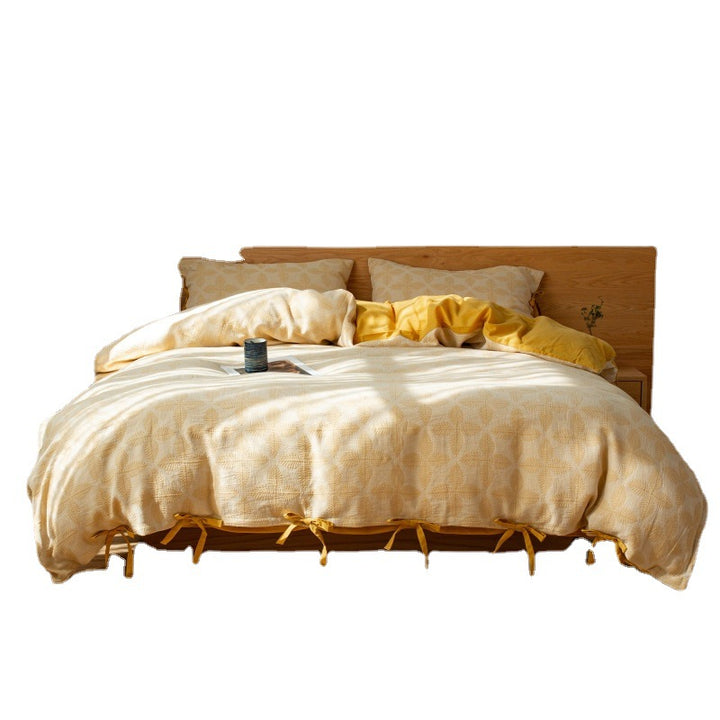 Reversible cotton percale duvet cover set with ties and geometric all-over print