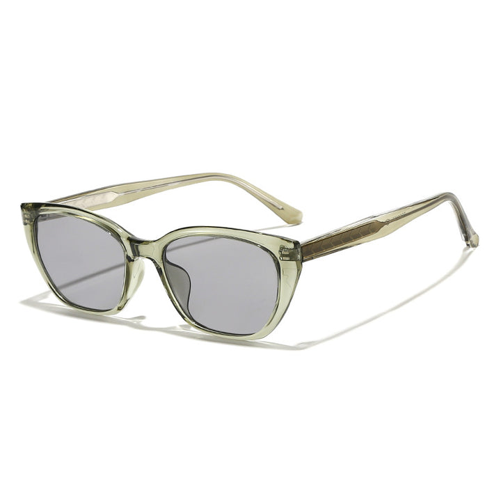 Women's futuristic sunglasses with striking frame Stornfield