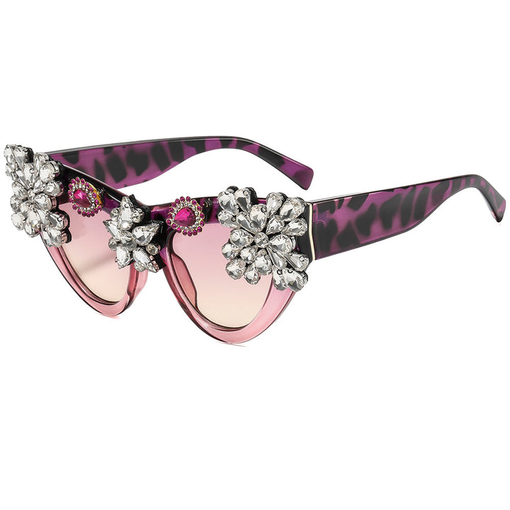 Women extravagantly decorated Cat-Eye sunglasses Stornfield