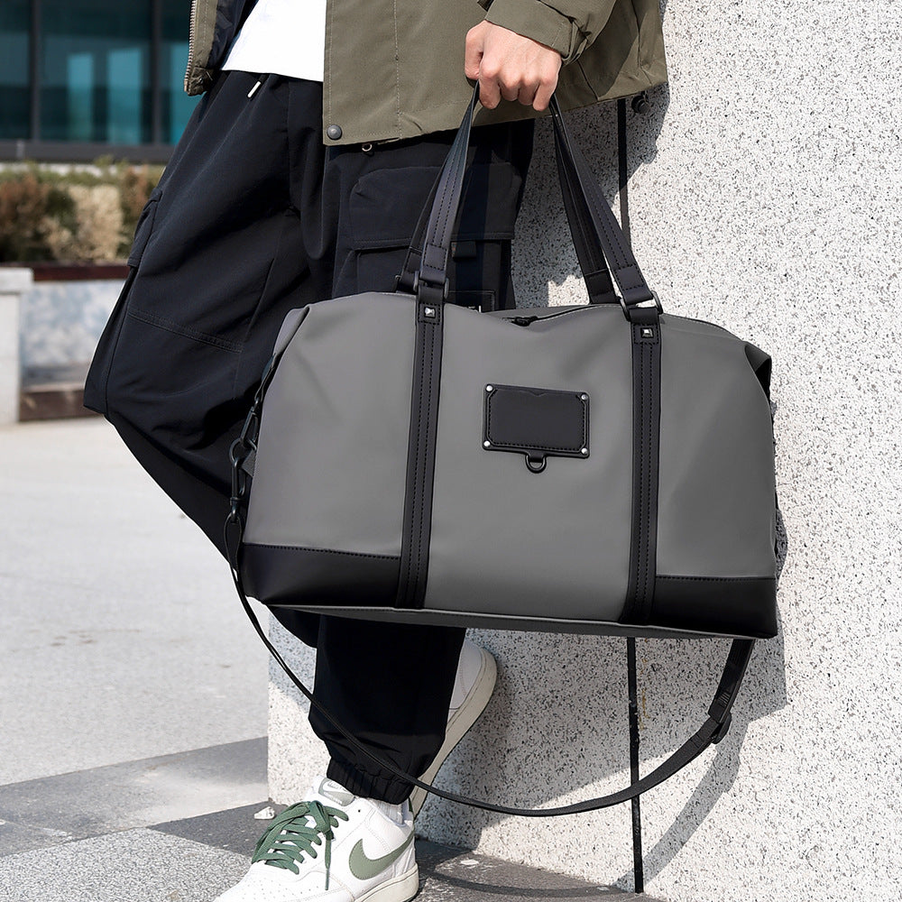 Durable Multi-Compartment Gym Duffel Stornfield