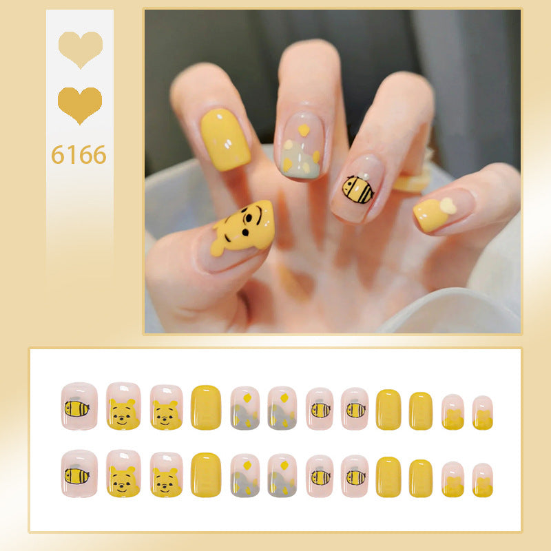 Minimalist Press-On Nail Art