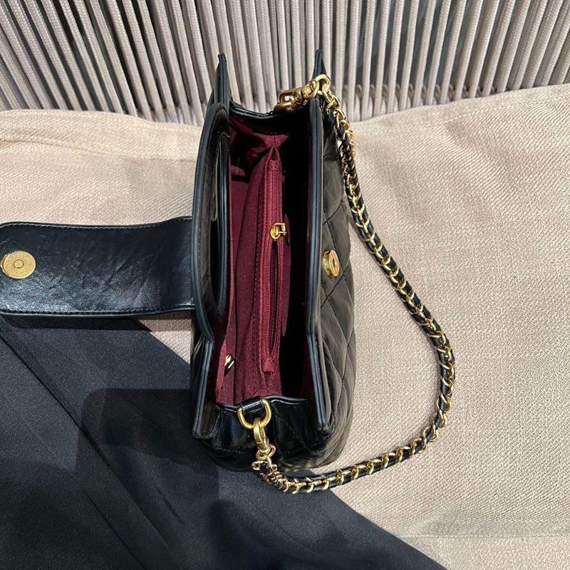 Quilted Elegant Handbag Stornfield