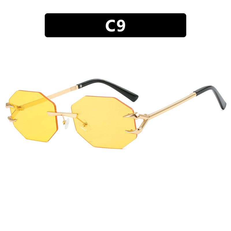 Women's geometric sunglasses with modern metal frame Stornfield