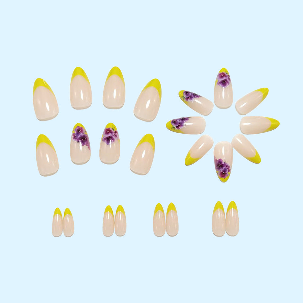 Artificial nails with colorful flower design Stornfield