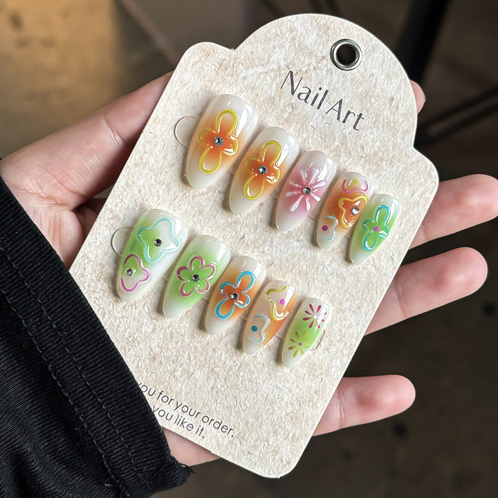 Artistic Floral Press-On Nails Kit Stornfield